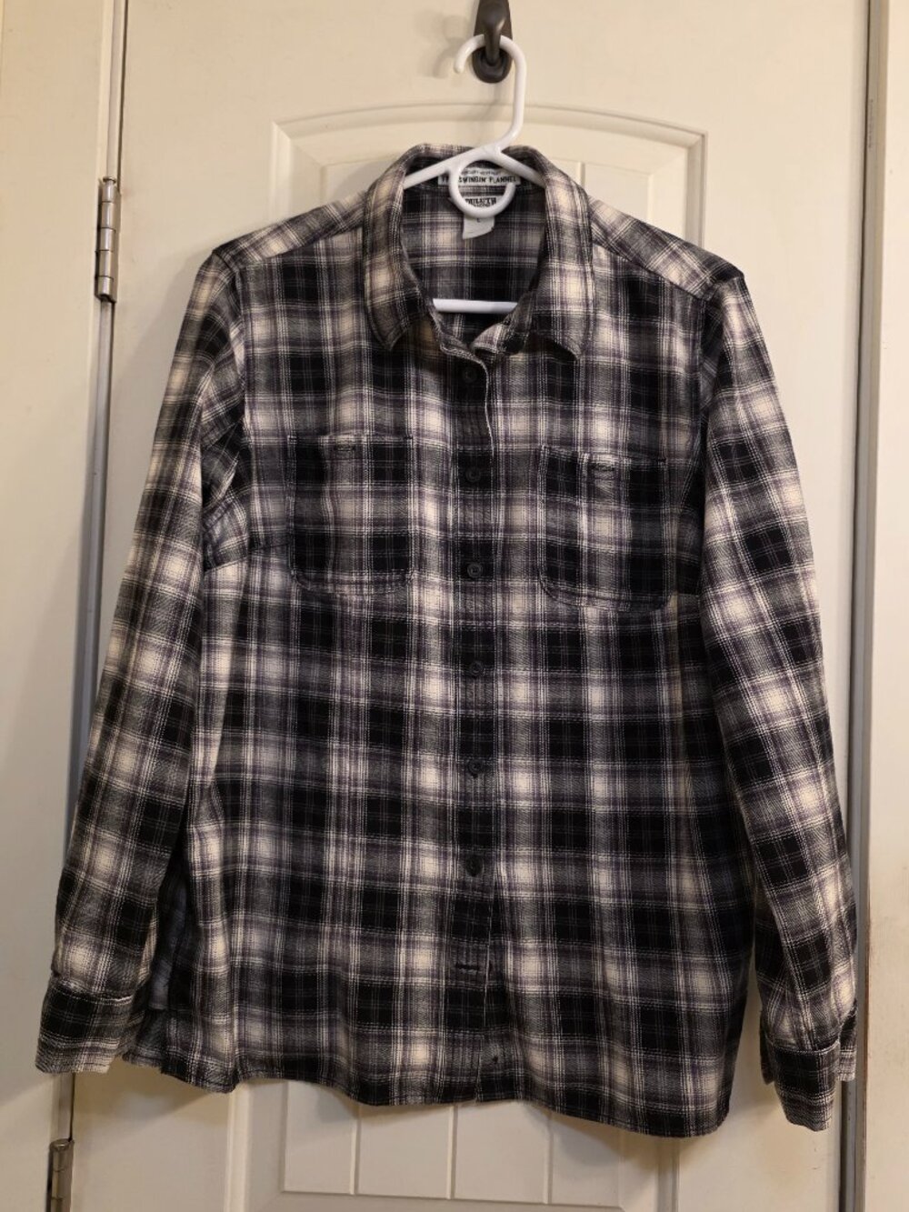 Duluth Free Swinging Flannel Shirt, Large